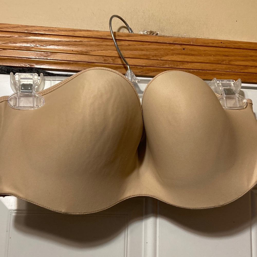 Maidenform‎ Strapless Bra 36DD